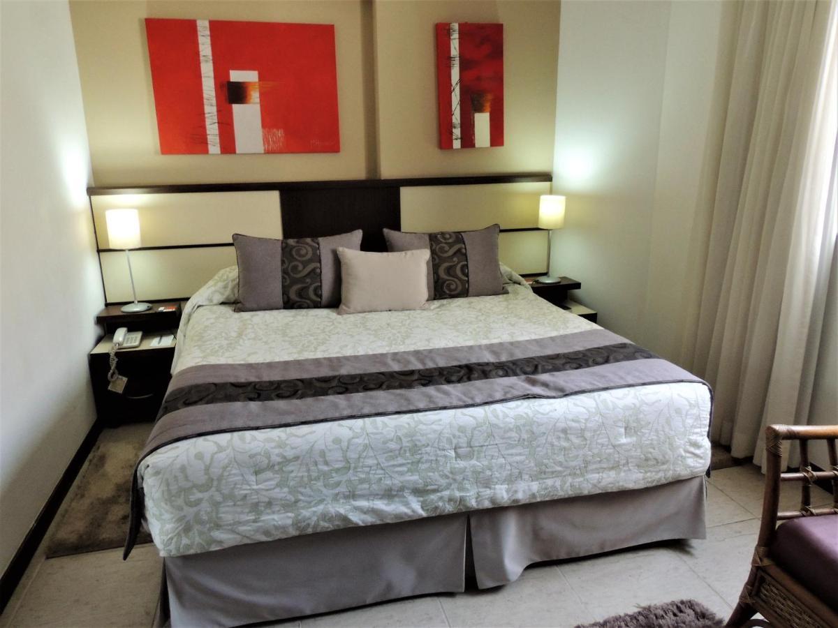 Mondrian Suite Hotel Сан-Жозе-дус-Кампус Экстерьер фото