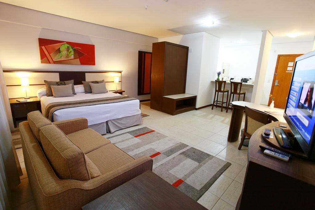 Mondrian Suite Hotel Сан-Жозе-дус-Кампус Экстерьер фото